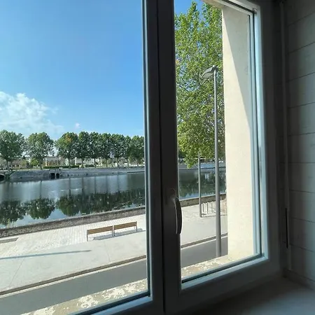 F2 Eurotel N°5 Avec Vue Sur Le Cher, Centre - Apartment Montlucon
